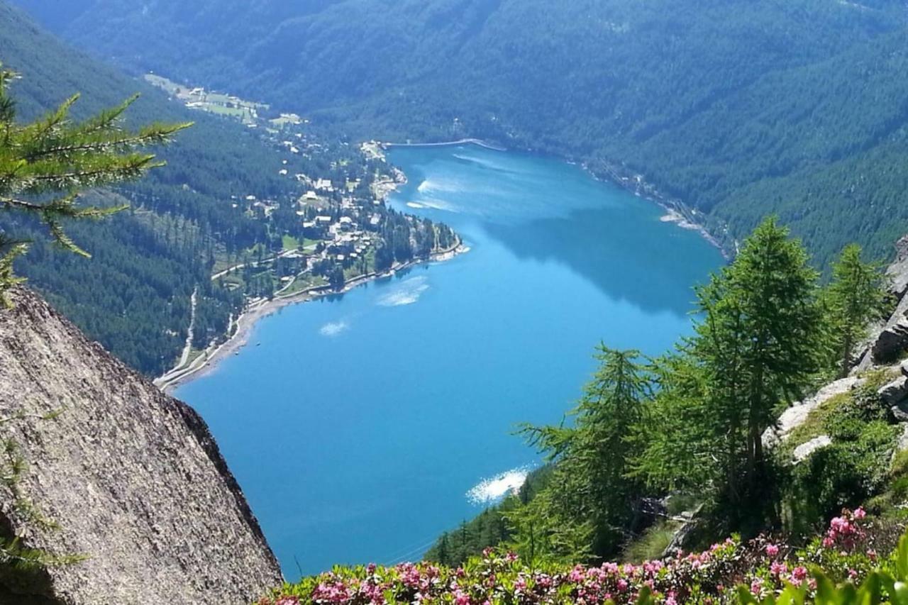 Bilocale A Due Passi Dal Gran Paradiso Locana 外观 照片